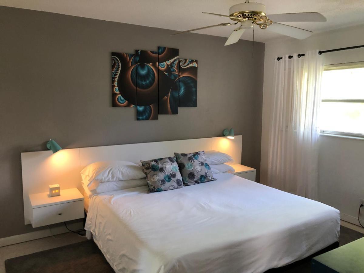 Cheston House - Clothing Optional All Male Guesthouse Форт-Лодердейл Экстерьер фото